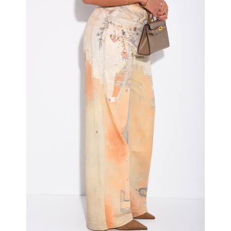 Jeans coupe droite à motifs imprimés dans les tons camel