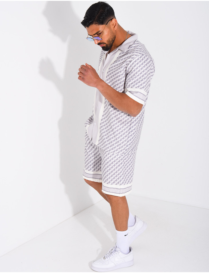 Ensemble short et chemise à motifs géométriques
