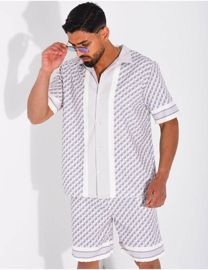 Ensemble short et chemise à motifs géométriques