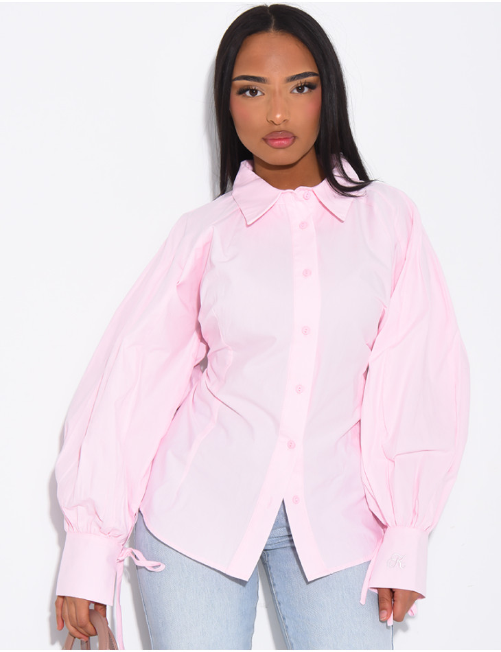 Chemise unie en coton à nouer dans le dos et sur les manches