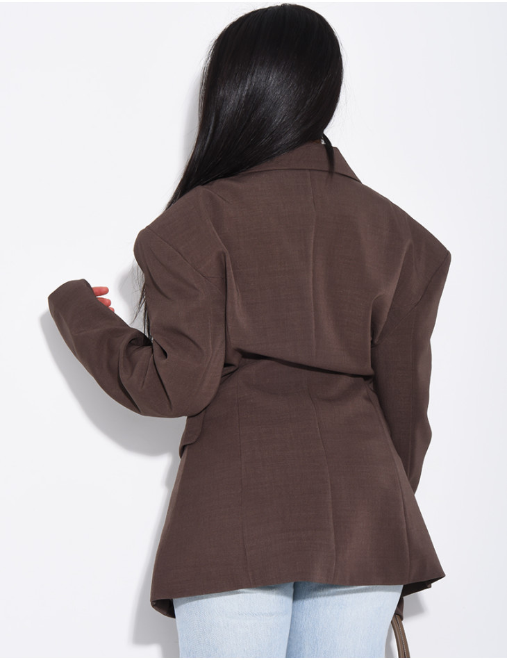 Veste de blazer épaules structurées et cintrée à la taille