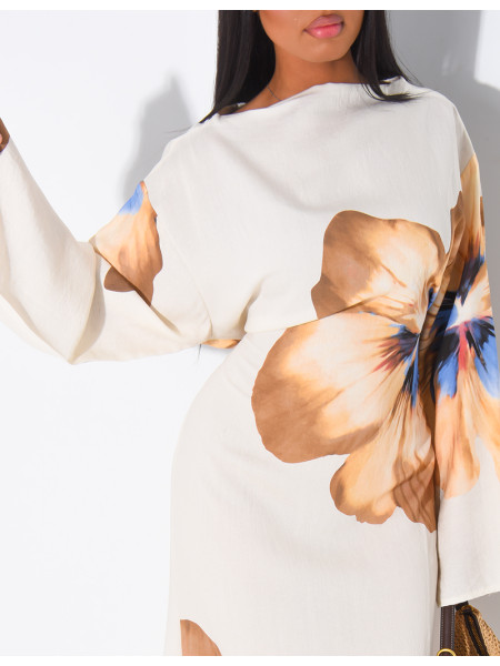 Robe effet lin à fleurs nouée dans le dos