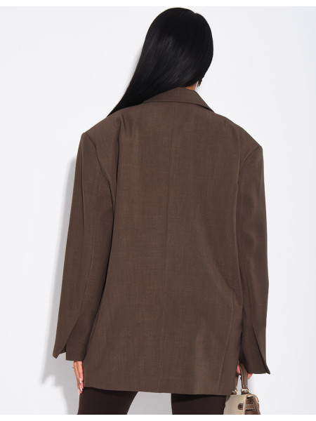 Oversized blazer with structured shoulders