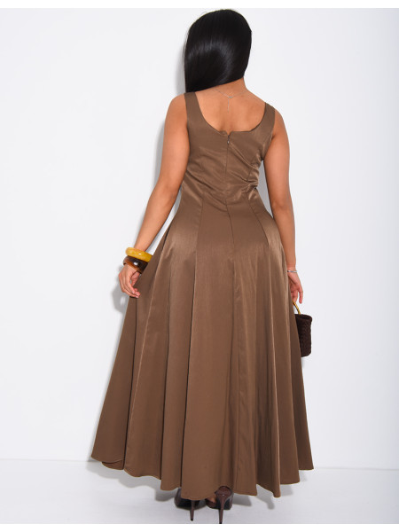 Robe longue en satin mat évasée