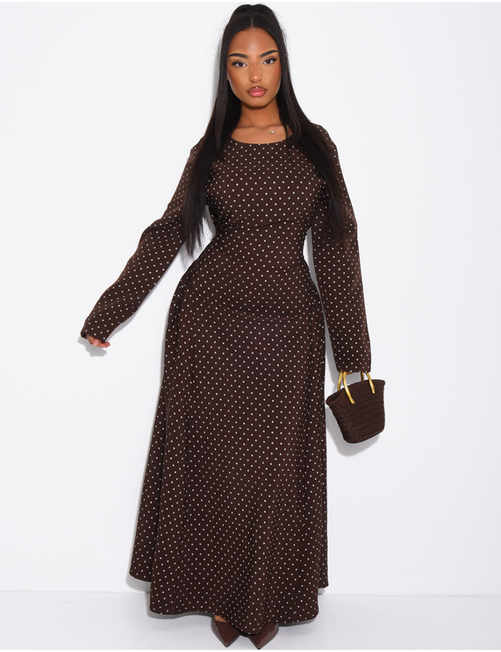 Langes, an den Hüften ausgestelltes Kleid mit Punkten (wird am Rücken gebunden)