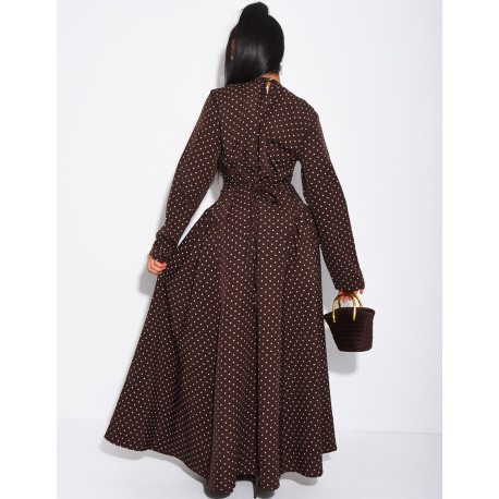 Langes, an den Hüften ausgestelltes Kleid mit Punkten (wird am Rücken gebunden)