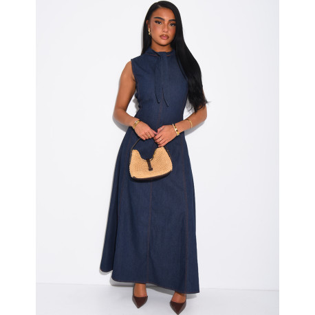 Robe longue sans manche évasée à nouer au col