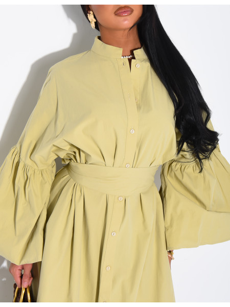 Langes, weit geschnittenes Baumwollkleid zum Binden in der Taille