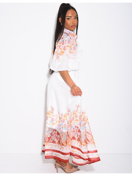 Set aus einem langen Kleid aus Voile mit Blumenprint und einem Unterkleid mit Gürtel