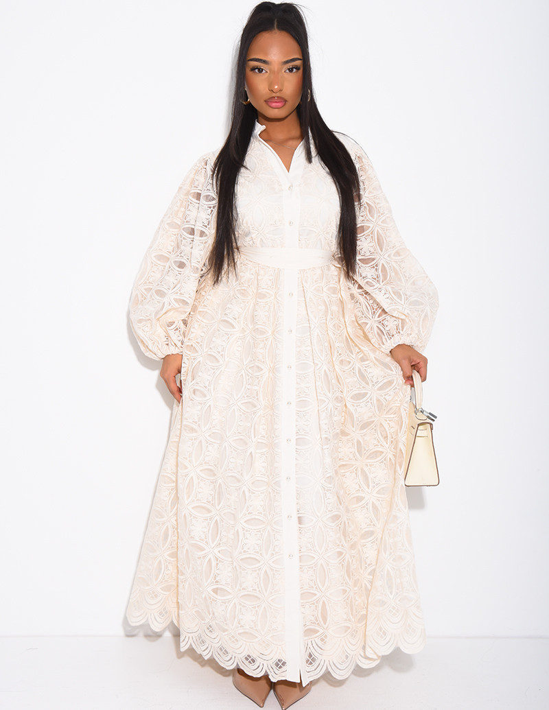 Robe longue à boutons...