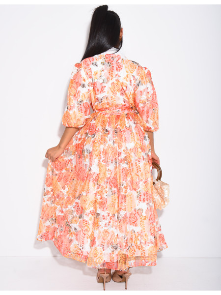 Langes Kleid aus bedruckter Spitze mit Knöpfen und passendem Gürtel