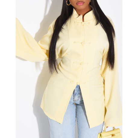 Blouse col montant à attaches qui se noue dans le dos