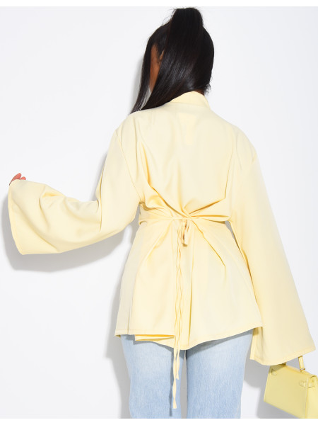 Blouse col montant à attaches qui se noue dans le dos