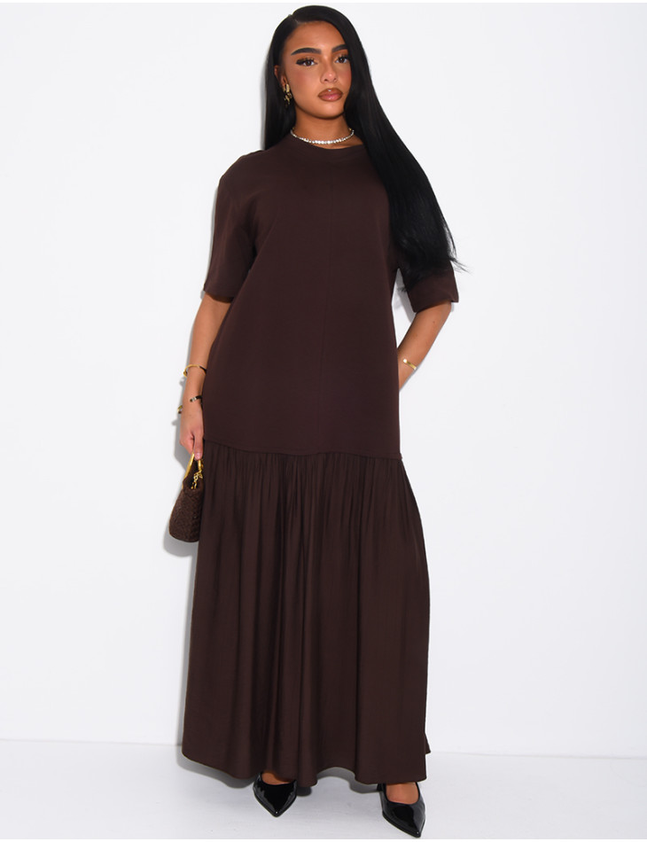 Robe t-shirt longue à empiècement en satin