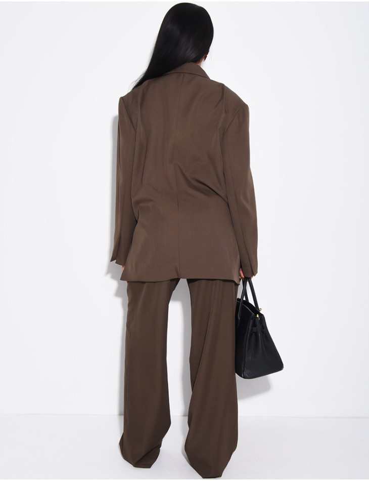 Ensemble premium blazer oversize à fentes et pantalon de tailleur droit