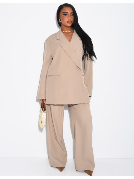 Premium oversized blazer with slits and straight-leg tailored trousers