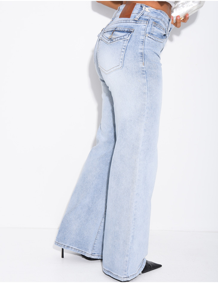Jeans taille basse wide leg à poches rabattues