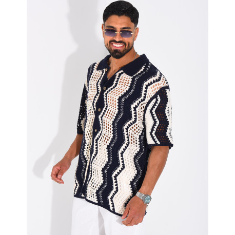 Short-sleeved openwork shirt with a pattern