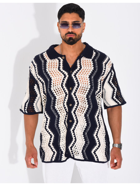Short-sleeved openwork shirt with a pattern