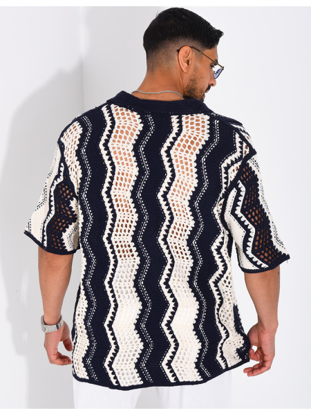 Short-sleeved openwork shirt with a pattern