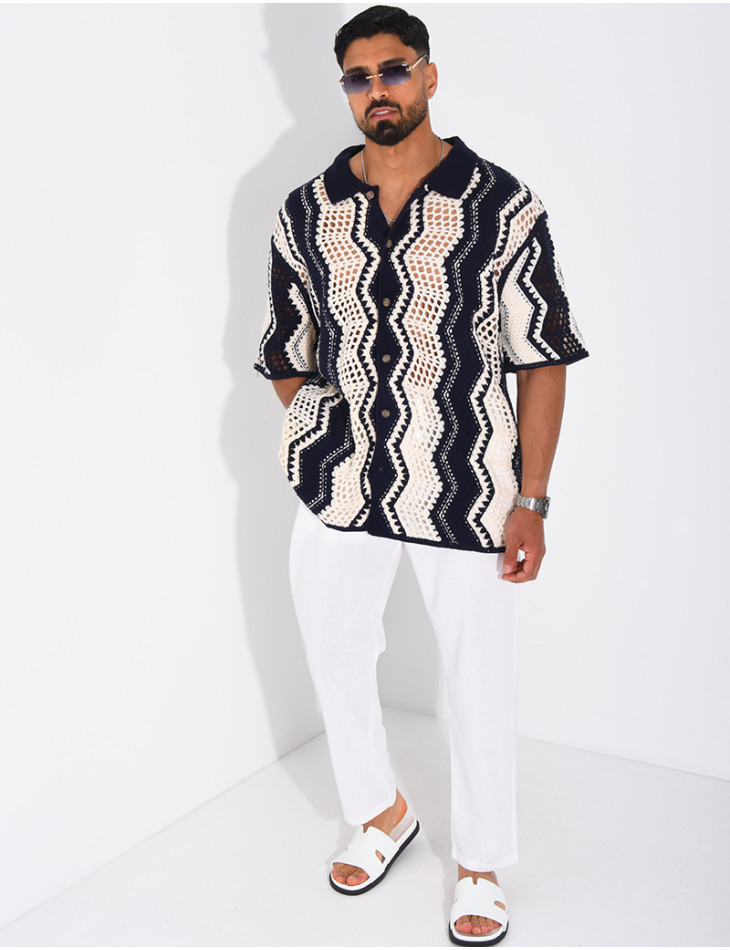 Short-sleeved openwork shirt with a pattern