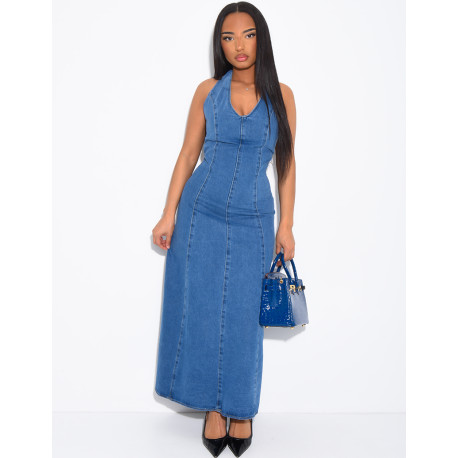 Langes, ausgestelltes Jeanskleid mit Rückenausschnitt zum Binden
