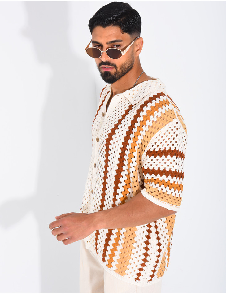 Kurzärmeliges, durchbrochenes Hemd mit Muster