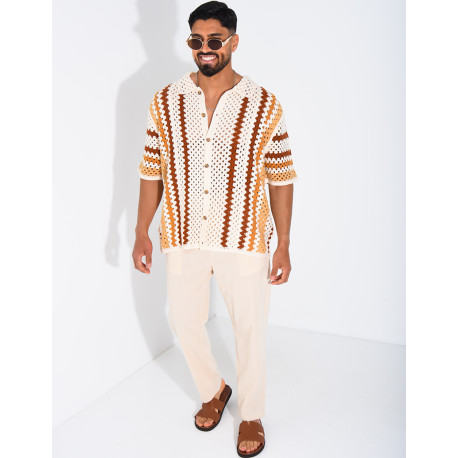 Kurzärmeliges, durchbrochenes Hemd mit Muster