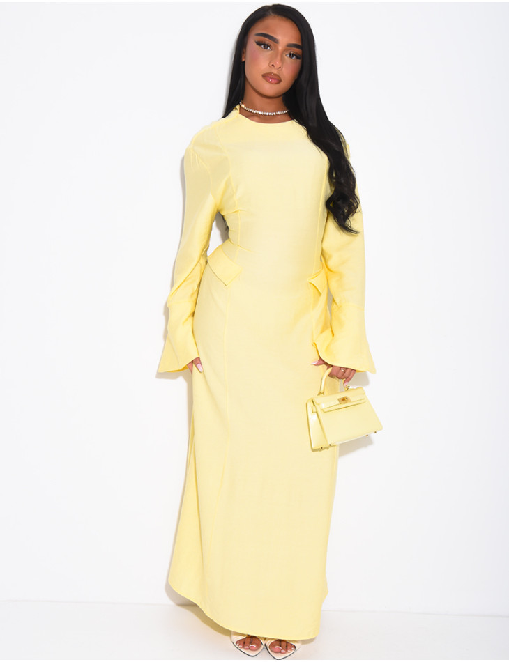 Robe longue à fausse poche cintrée dans le dos