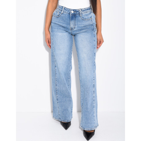 Jeans mit Abwaschung und Bundfalten