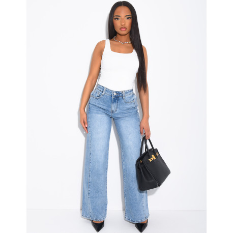 Jeans mit Abwaschung und Bundfalten