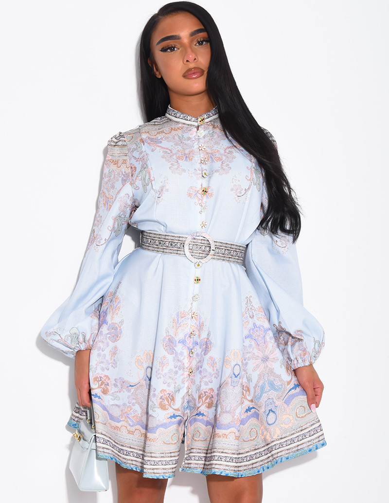 Robe courte à motifs et...