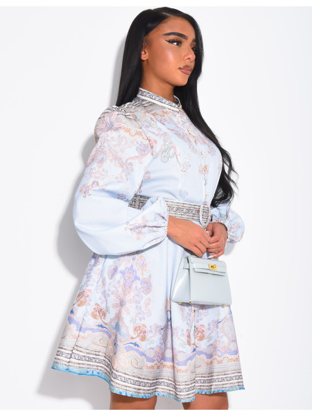 Robe courte à motifs et boutons