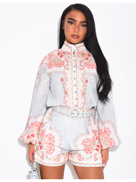 Set aus Hemd und passender Shorts mit Muster und Gürtel