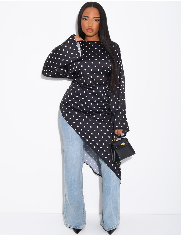 Top long et asymétrique en satin à pois