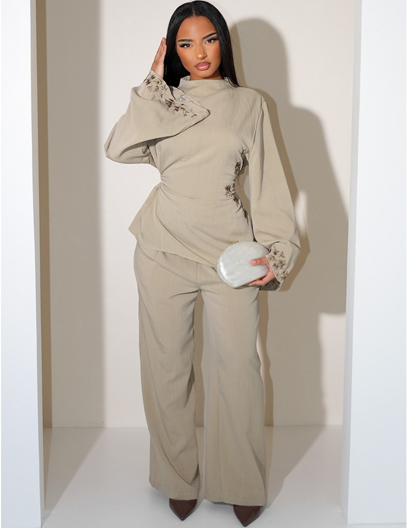 Ensemble pantalon et top...