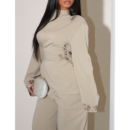 Set aus Hose und Oberteil in Leinenoptik mit Stickereien