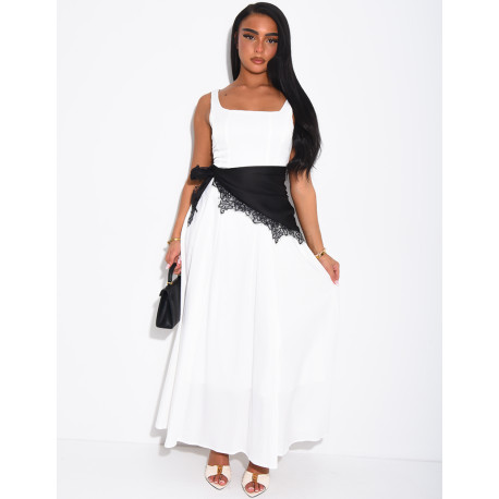 Dreieckiges Satin-Halstuch mit Spitzenbesatz an den Rändern