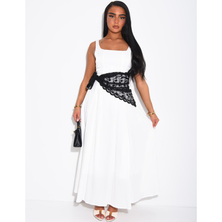 Triangular lace scarf to tie