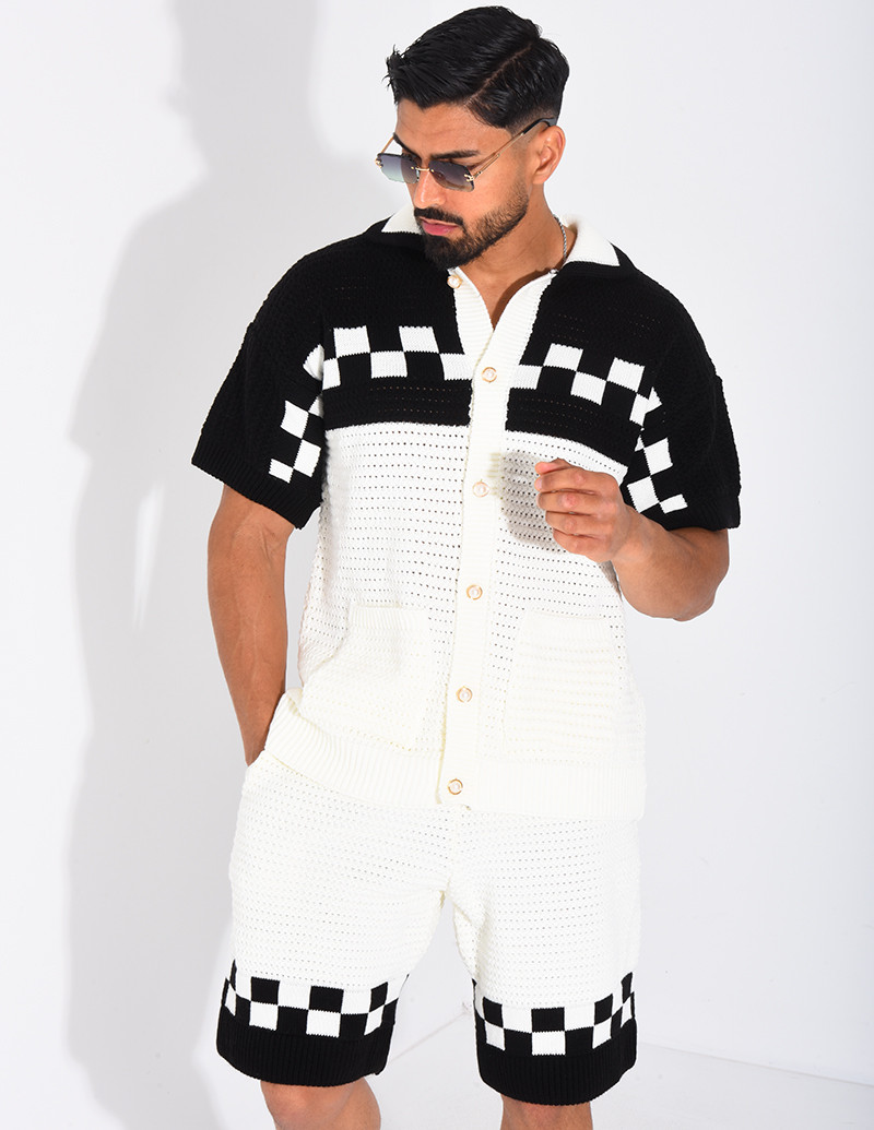 Ensemble ajouré à damier...