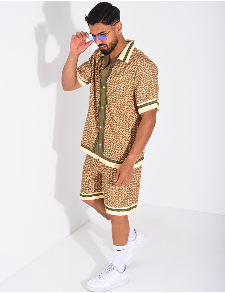 Ensemble short et chemise à motifs géométriques