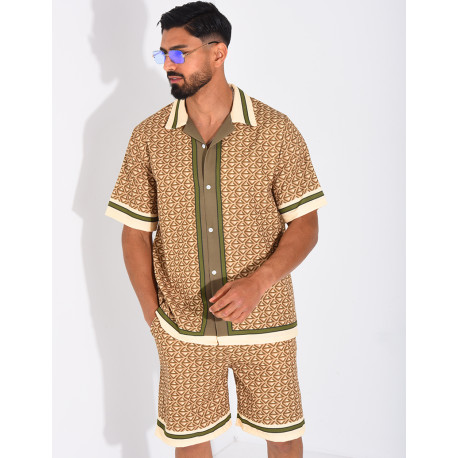 Ensemble short et chemise à motifs géométriques