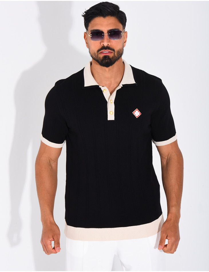 Polo côtelé à trèfle et boutons perle