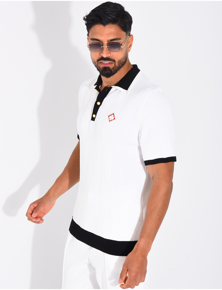 Polo côtelé à trèfle et boutons perle