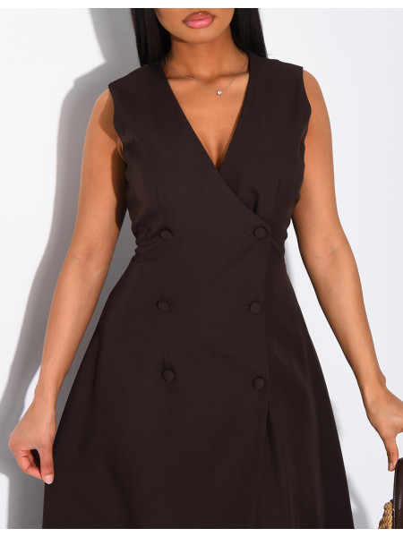 Long, sleeveless button-up dress with a tie at the back