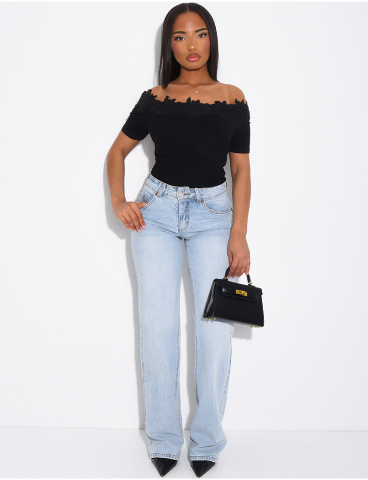 Boatneck top with lace trim