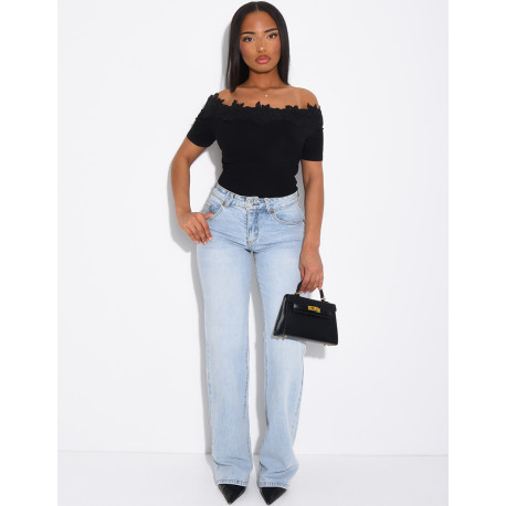Boatneck top with lace trim