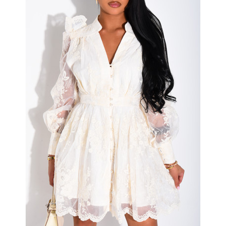 Robe courte en voile,brodé manches bouffantes et épaulettes