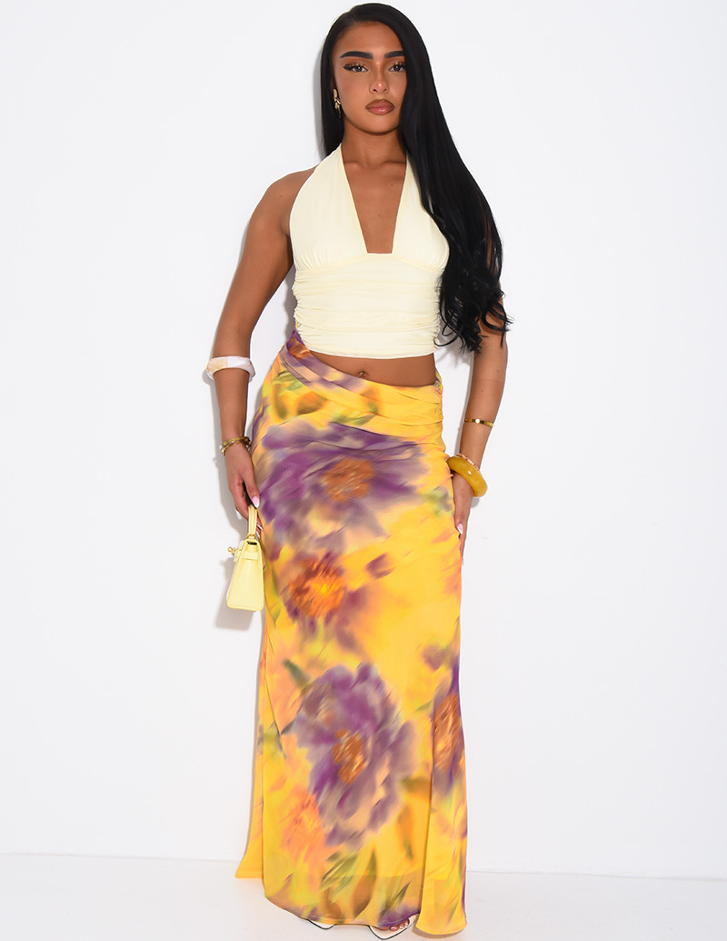 Long openwork dress with a...