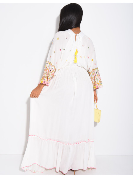 Long bohemian dress with embroidery and beads